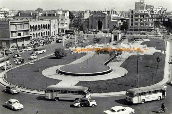 دانلود پاورپوینت تحلیل فضاهای شهری میدان توپخانه تهران 2021