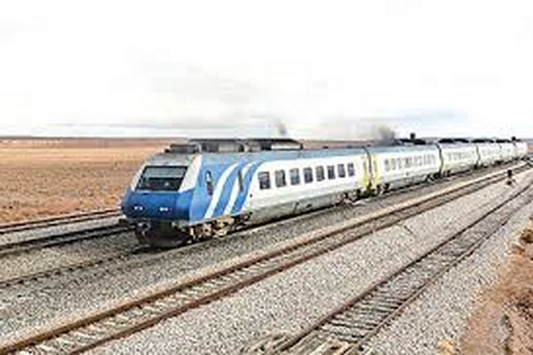 دانلود پاورپوینت تحلیل برنامه استراتژيک راه‎آهن 2021