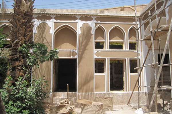 دانلود پاورپوینت طرح مرمت برای عمارت نصیرالدوله 2021
