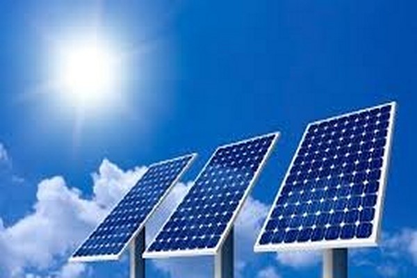 دانلود پاورپوینت بررسی نیروگاه و سلول‌های خورشیدی 2021