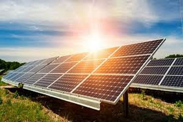 دانلود پاورپوینت انرژی نو در خانه های خورشیدی 2021
