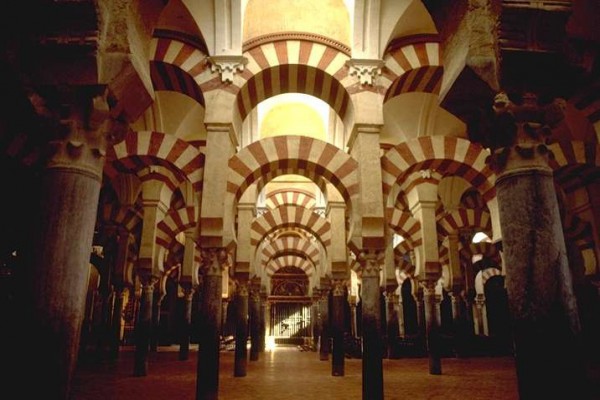 پاورپوینت مسجد جامع سامرا (ابودلف) ،قرطبه (کوردبا)، قیروان