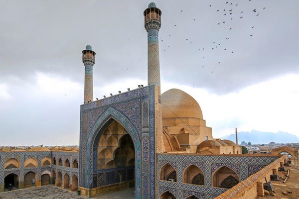 تحلیل و بررسی معماری بنای  مسجد جامع اصفهان