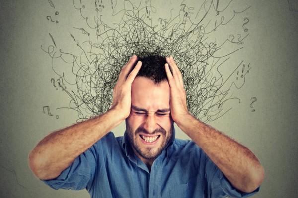 پاورپوینت فاجعه سازی: آیا شما هم از کاه، کوه می‌سازید؟ (راهکارهای توقف این عادت)