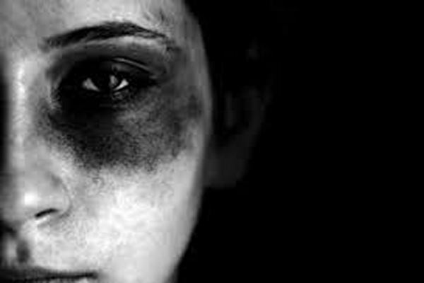 بررسی علل خشونت مردان در كانون خانواده بر علیه زنان