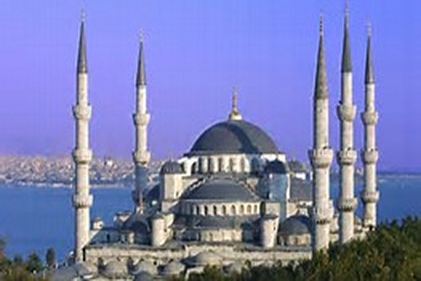 دانلود پاورپوینت بررسی معماری مسجد آیا صوفیا 2021