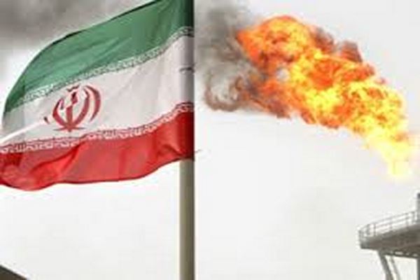 دانلود بررسی جایگاه ایران در بازار جهانی نفت 2021