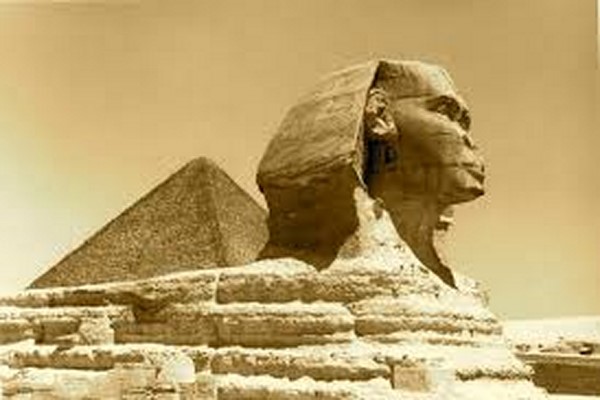 دانلود پاورپوینت تاریخ مصر باستان 2021