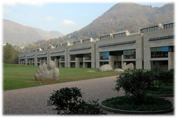 تحلیل و معرفی Morbio inferiore school