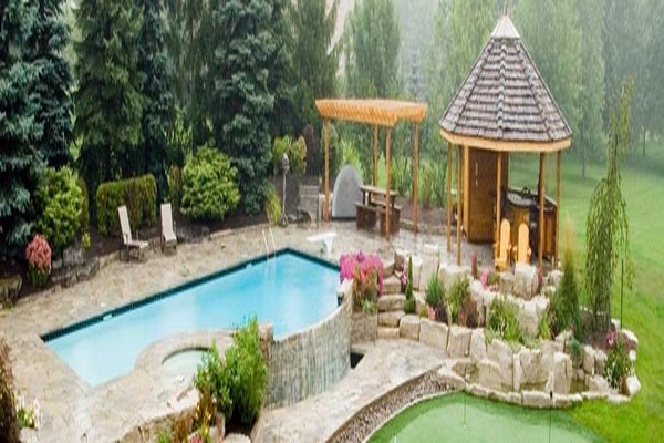 پاورپوینت محوطه سازی ویلا و حیاط سازی خانه