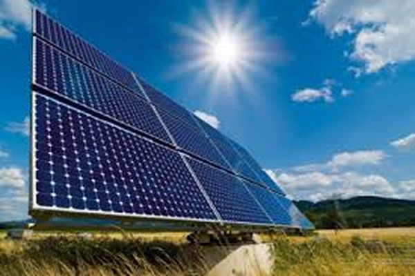دانلود پاورپوینت انرژی خورشیدی 2021