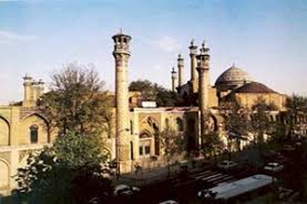 پاورپوینت مرمت مسجد و مدرسه معیر الممالک در تهران