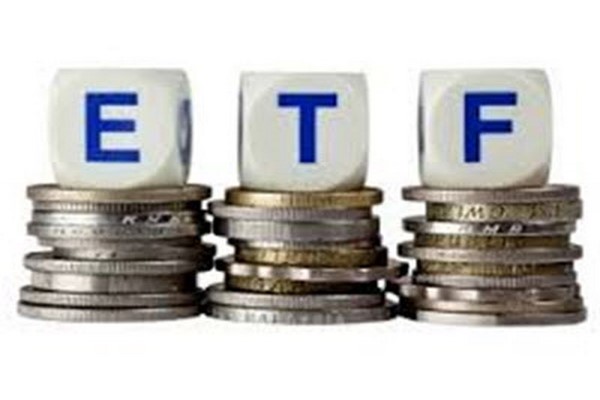 پاورپوینت صندوق ETF چیست